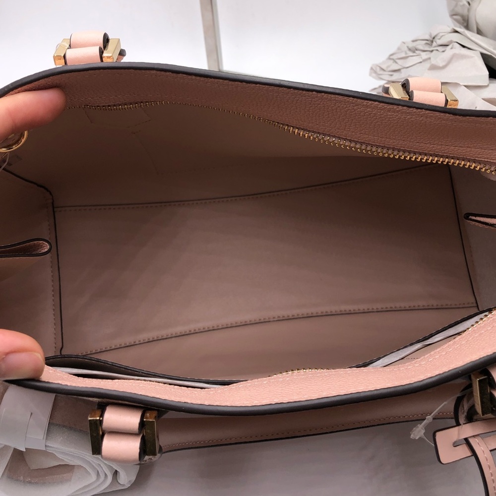 Michael Kors LG Hayes leather satchel - Picture 7 of 7